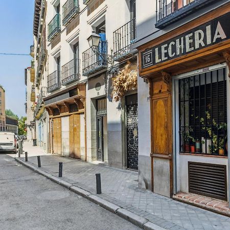 Limehome Madrid Calle De La Paloma Buitenkant foto