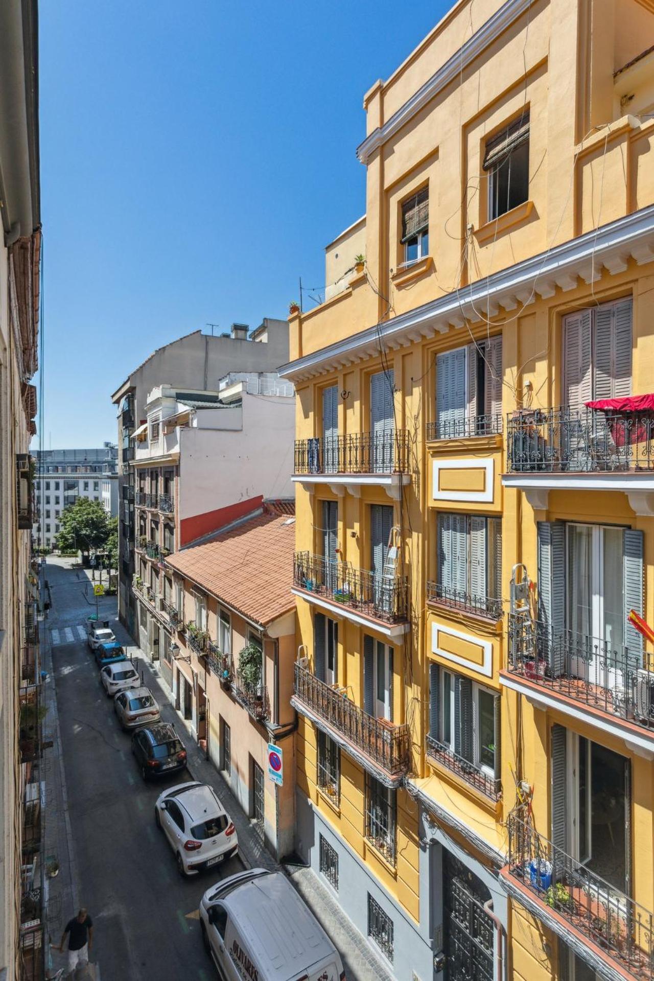 Limehome Madrid Calle De La Paloma Buitenkant foto
